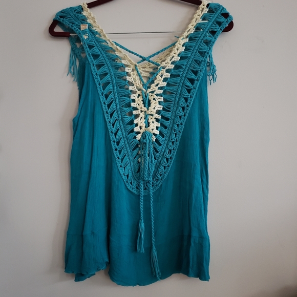 Hand Crochet Ruffle Tank Top - Picture 3 of 6